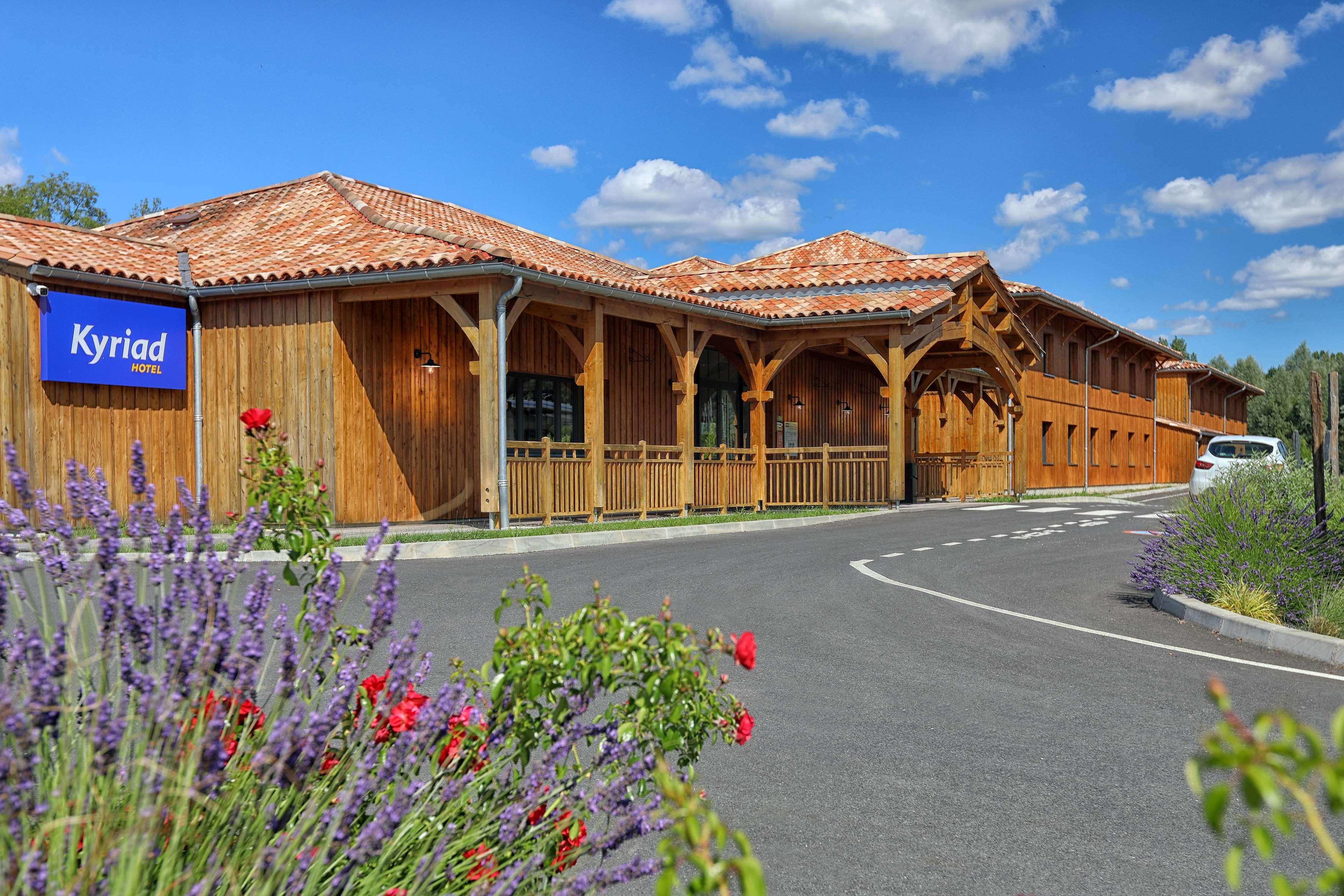 Kyriad Perigueux - Boulazac Boulazac Isle Manoire Dış mekan fotoğraf